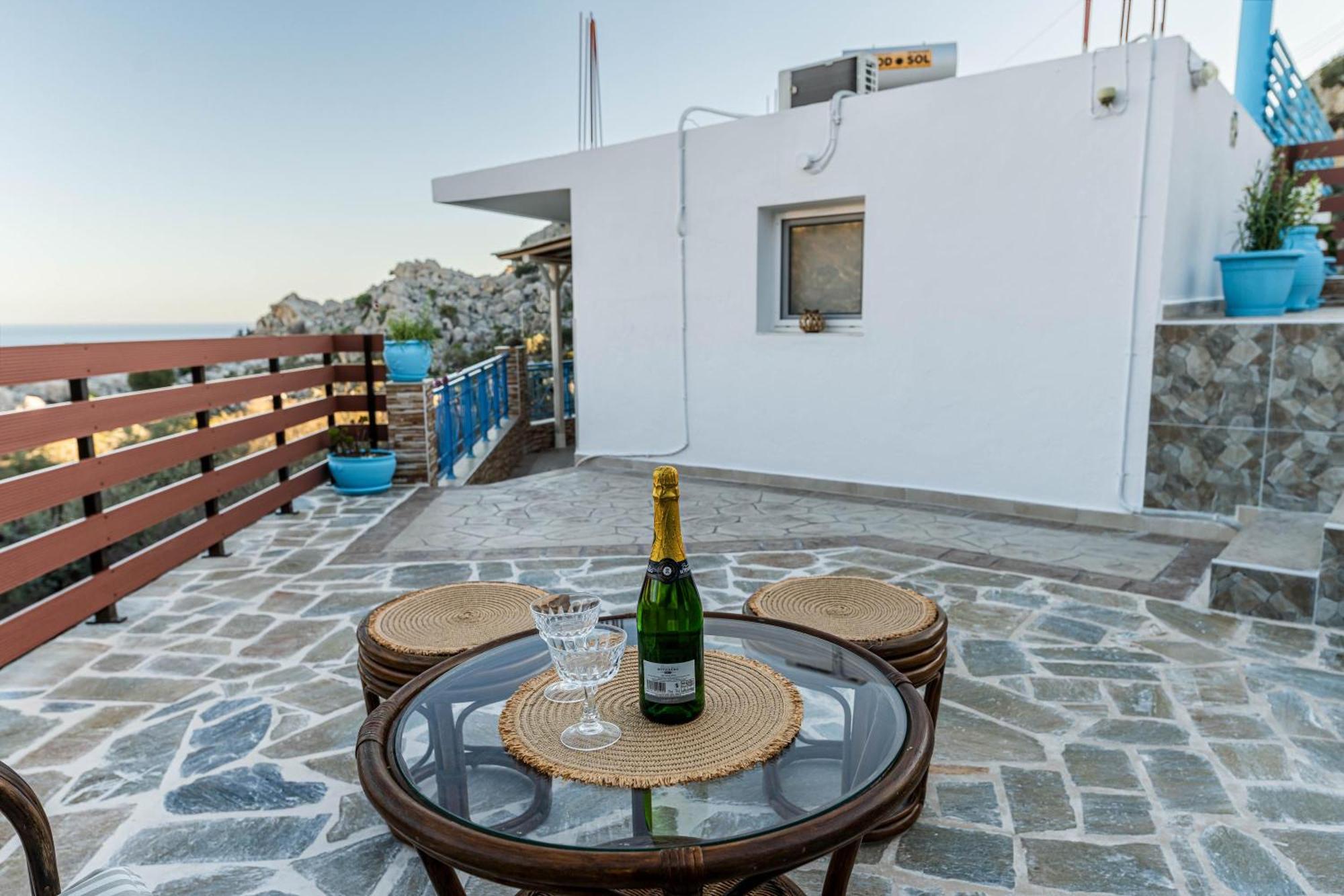 Aperanto Galazio Apartment Archangelos  Exteriér fotografie