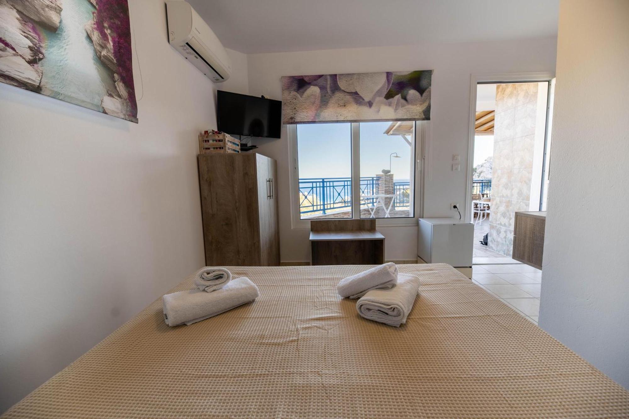 Aperanto Galazio Apartment Archangelos  Exteriér fotografie
